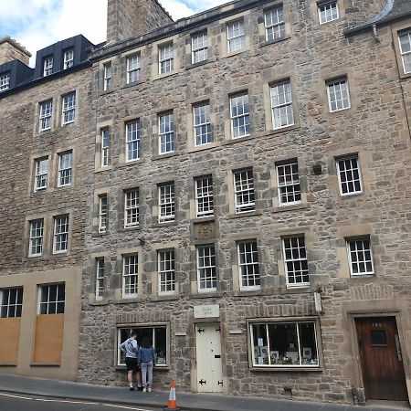 Canongate - Spacious And Historic 2 Bed Flat On Royal Mile Edinburgh Exterior foto